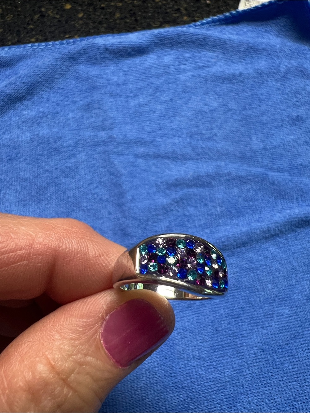 Ring. Size 8